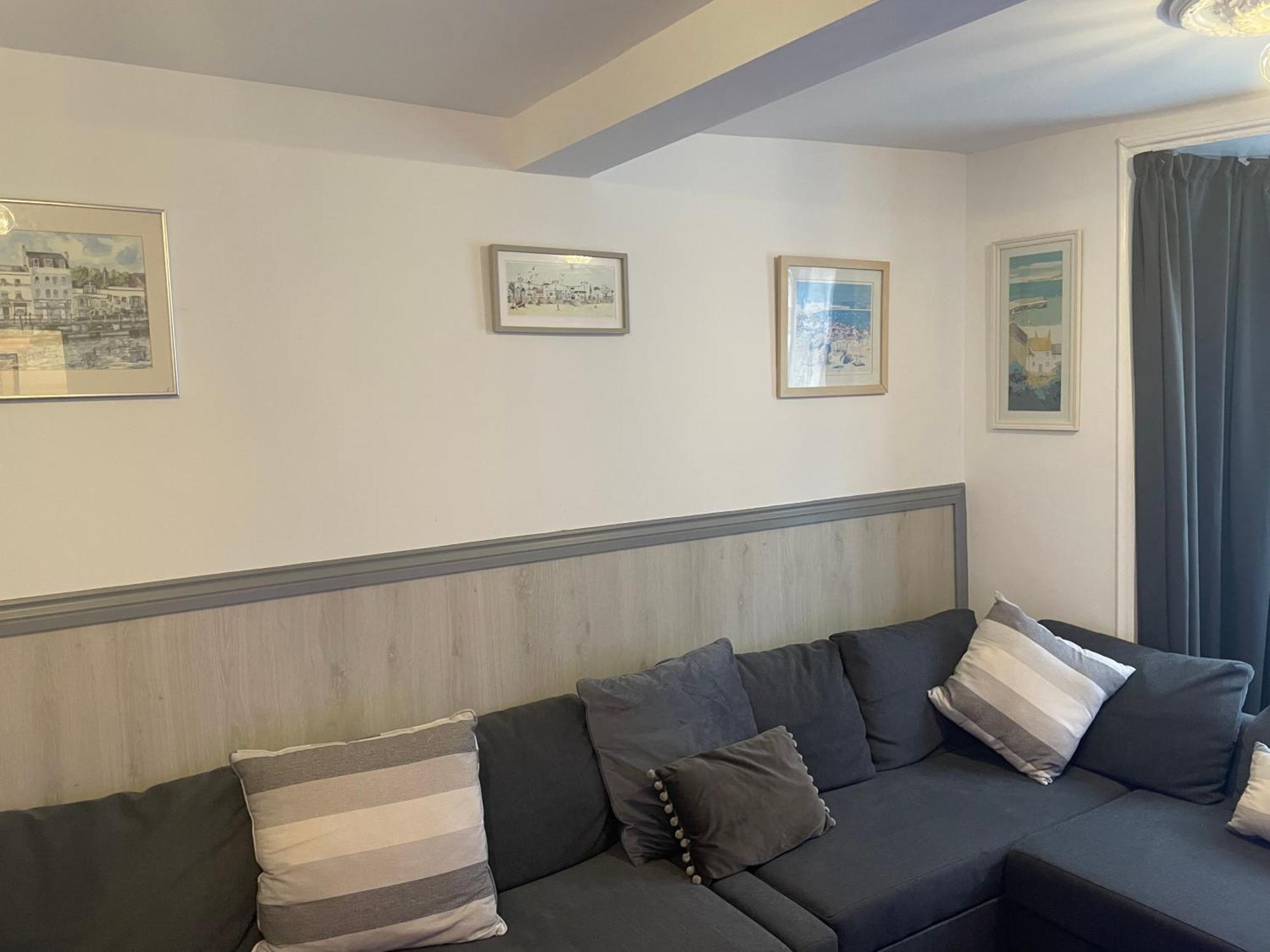 5 Bed, 5 Bath New Refurbishment For 2024. Sleeps 16, 60 Yds & Harbour