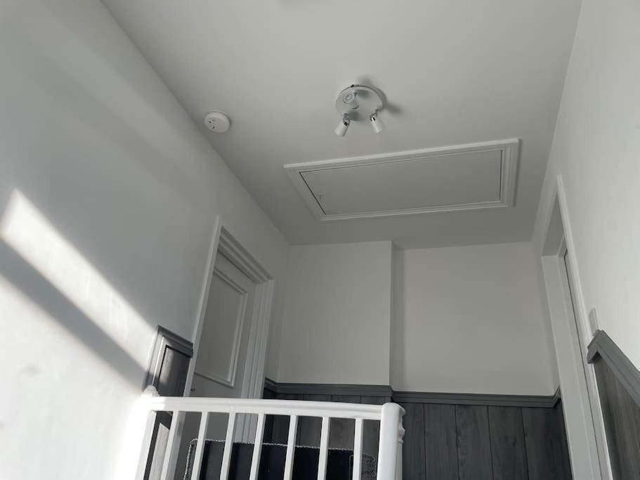 5 Bed, 5 Bath New Refurbishment For 2024. Sleeps 16, 60 Yds & Harbour Hébergement de vacances Weymouth